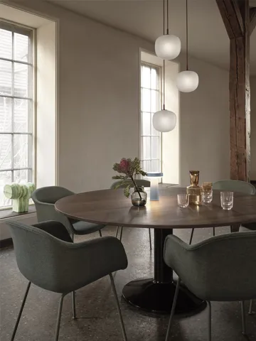 Midst pelarbord - Dark oiled oak-black, Ø160 cm - Muuto