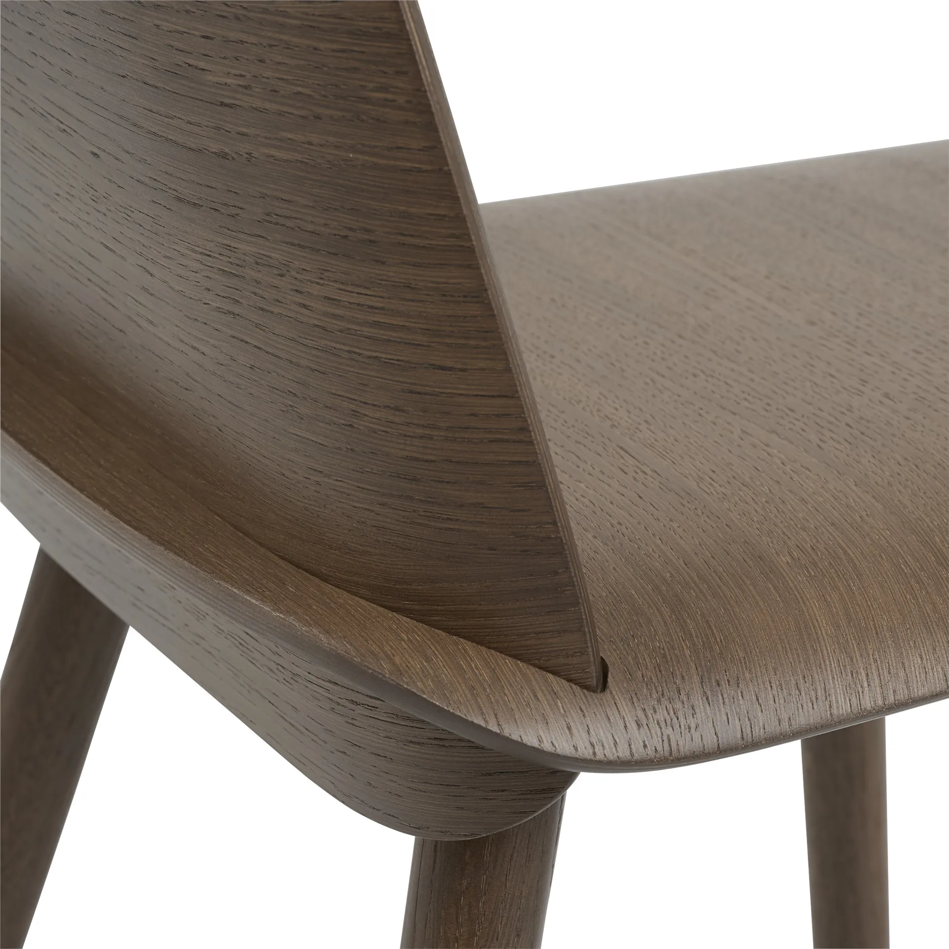Nerd stol, Stained dark brown Muuto