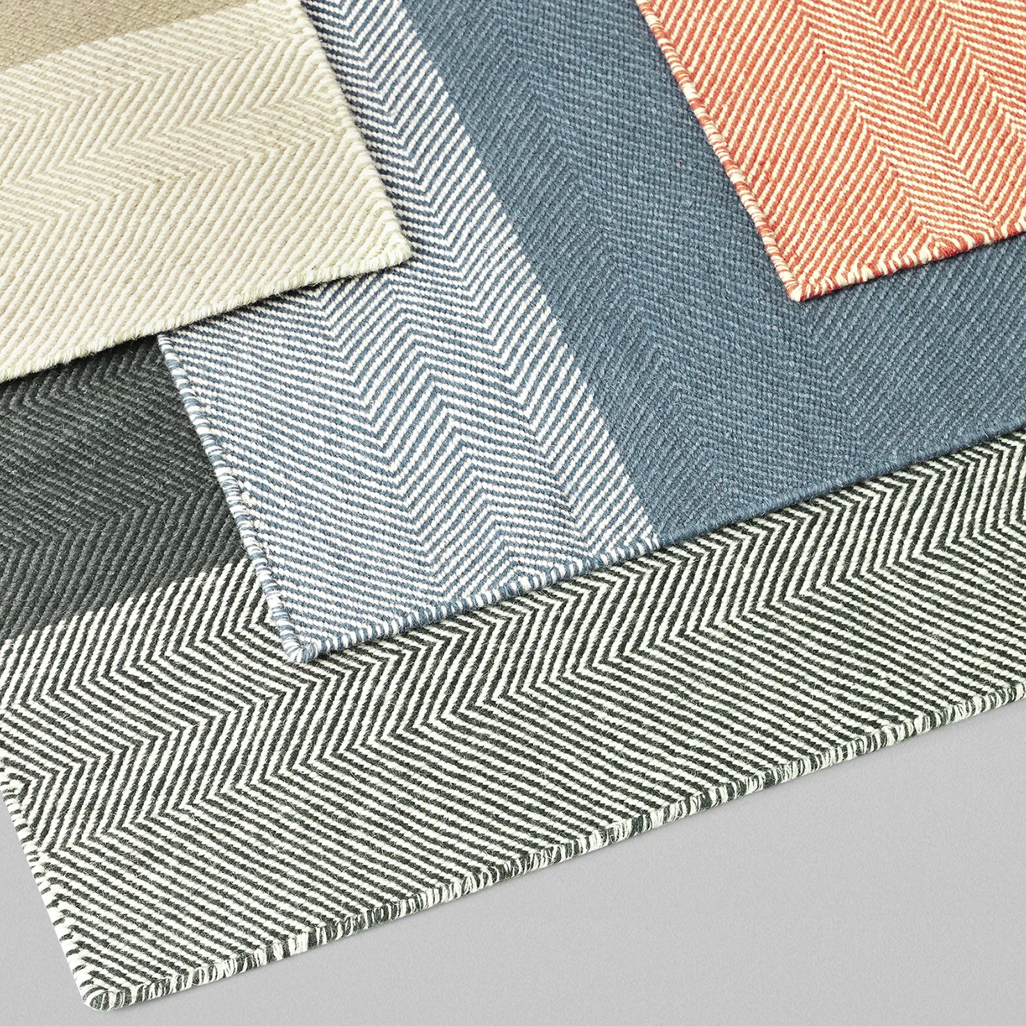 Varjo matta 200x300 cm, blå Muuto