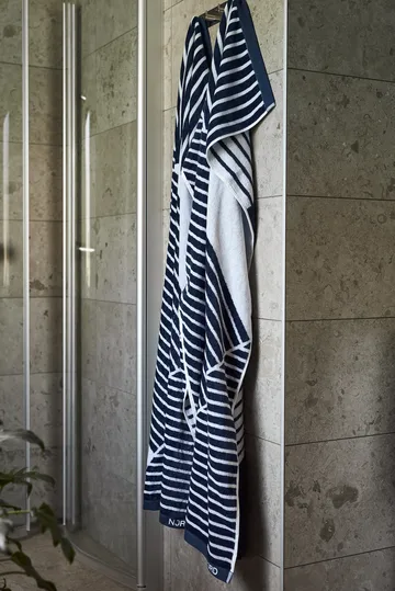 Stripes badhandduk 70x140 cm - Blå - NJRD