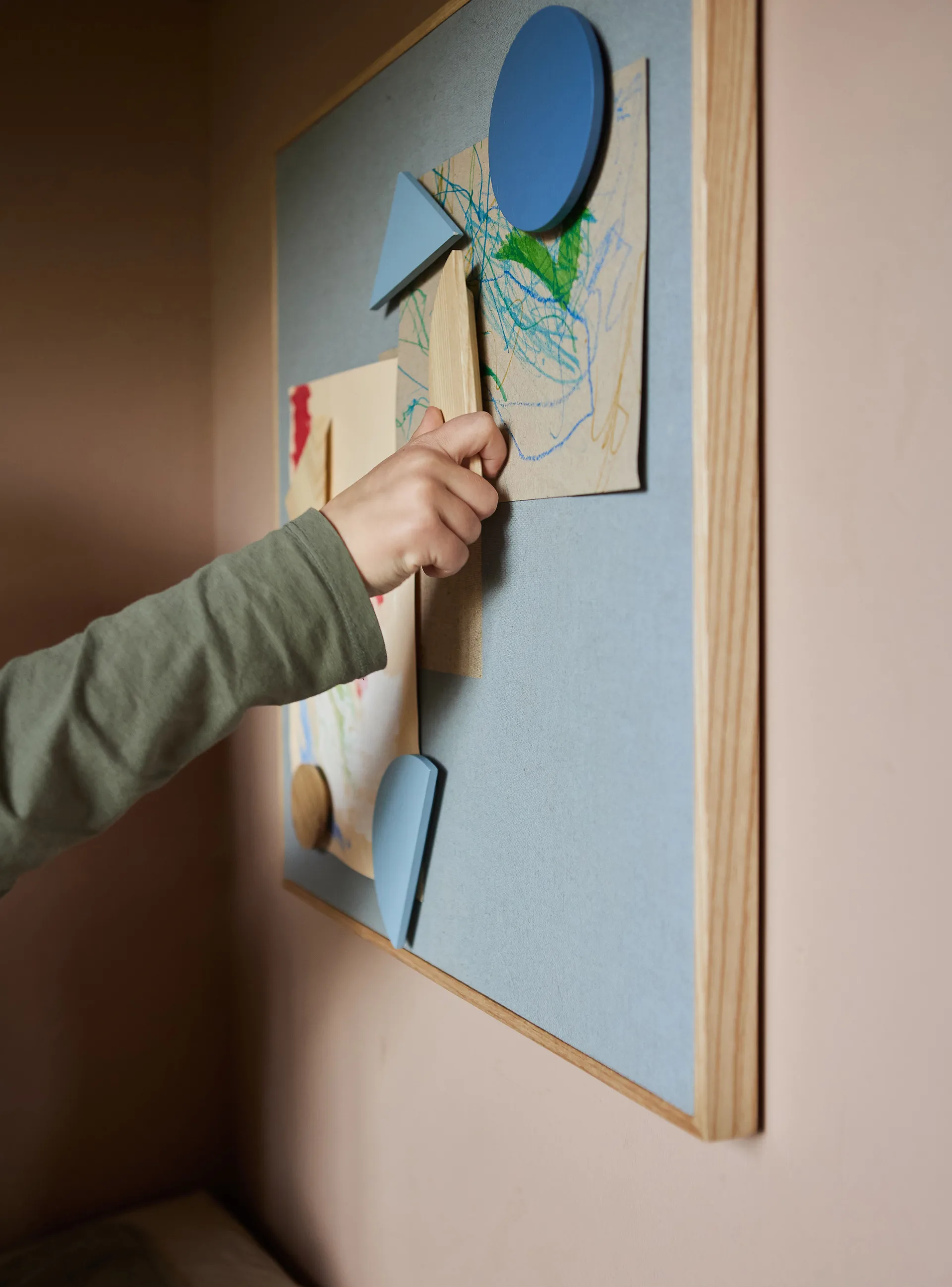 Noticeboard anslagstavla + 3 magneter, Blå Nofred