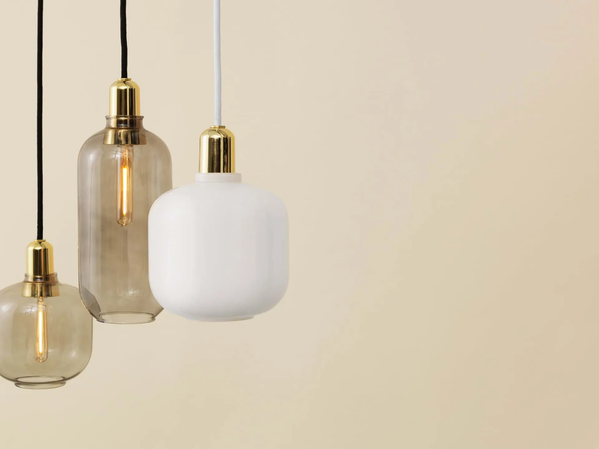 Amp lampa liten, Smoke-mässing Normann Copenhagen