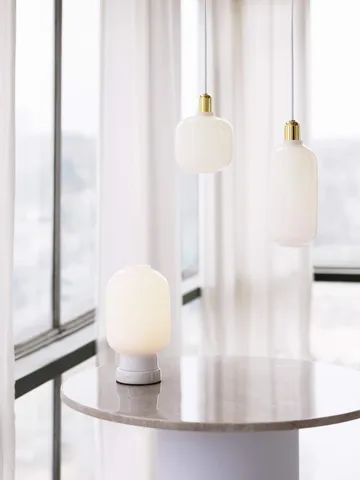 Amp lampa liten - Vit-mässing - Normann Copenhagen