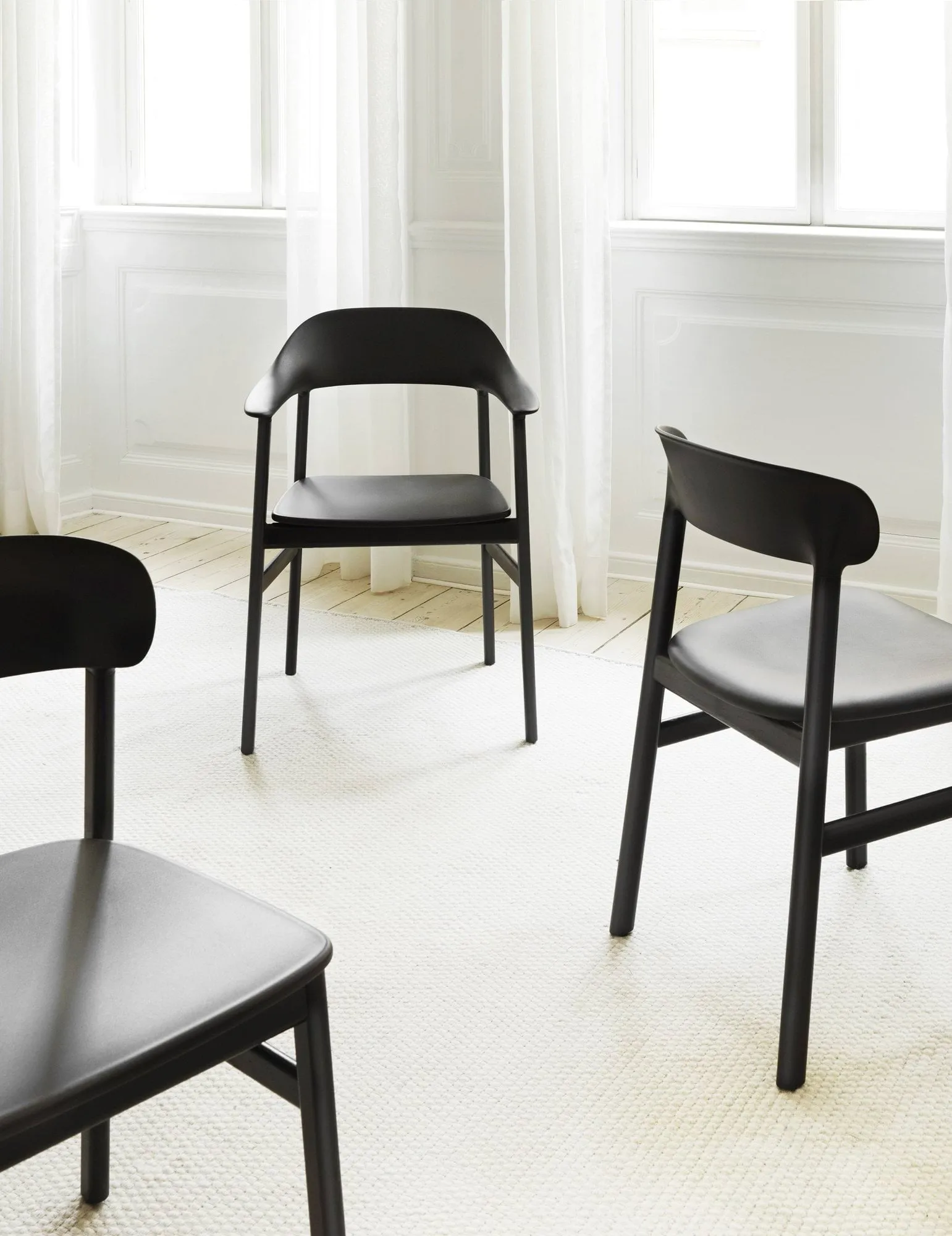 Herit karmstol rökt ek, Sand Normann Copenhagen