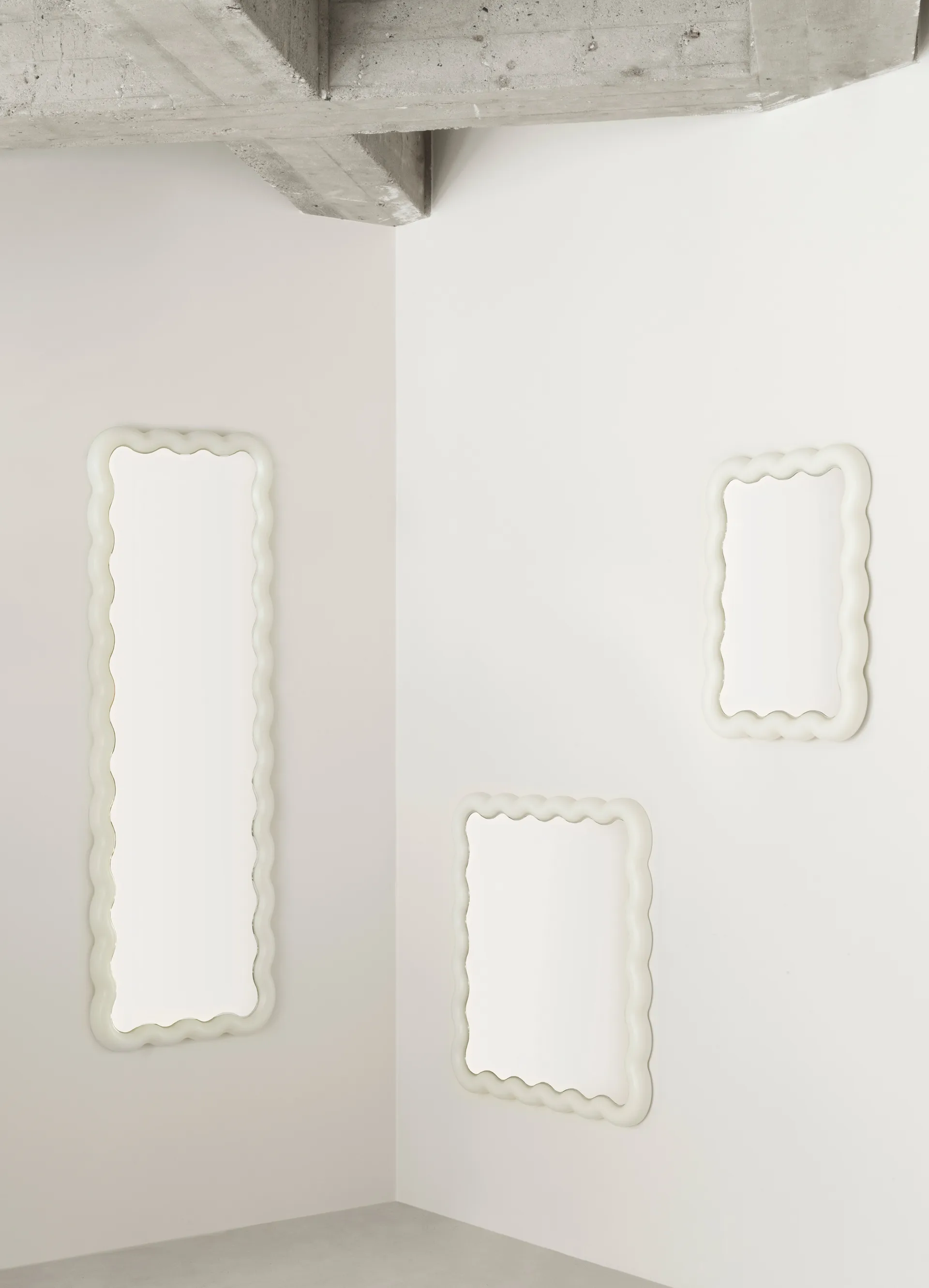 Illu spegel 65x50 cm, Vit Normann Copenhagen