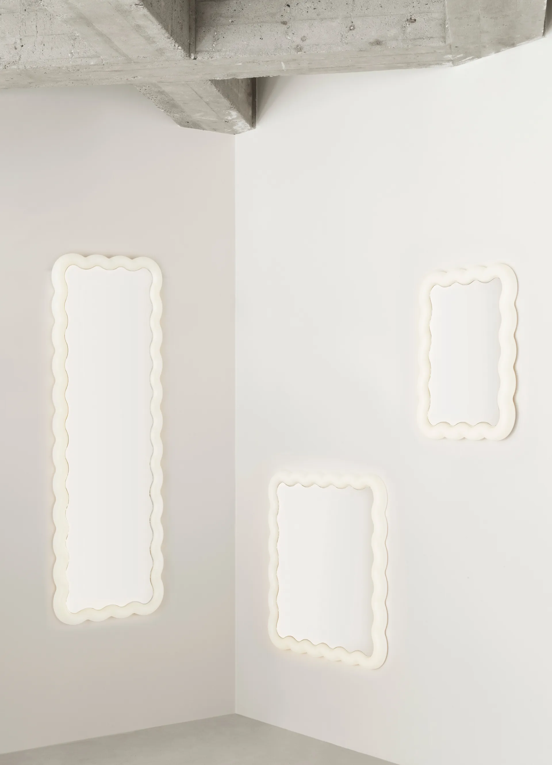 Illu spegel 65x50 cm, Vit Normann Copenhagen