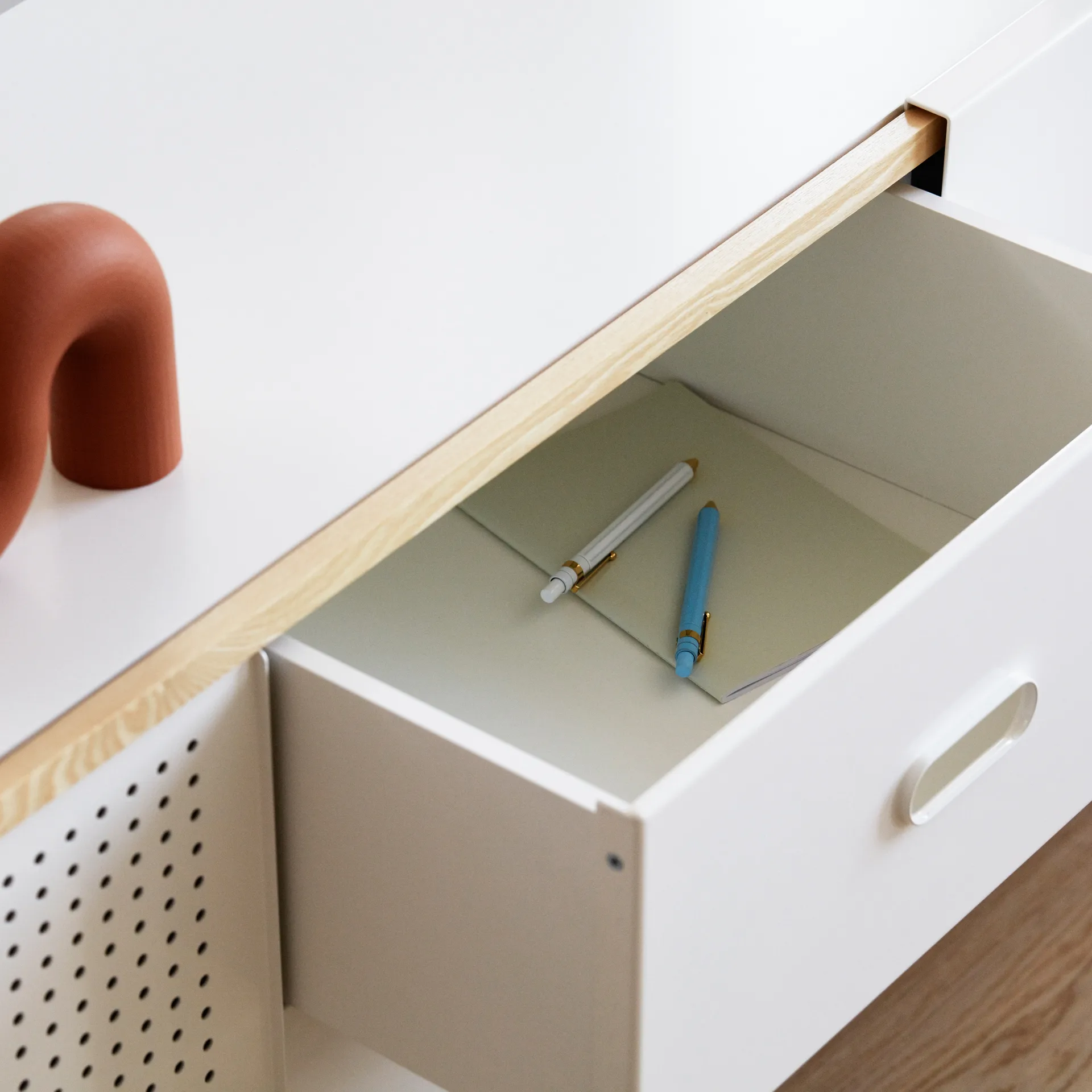 Kabino sideboard large, vit Normann Copenhagen