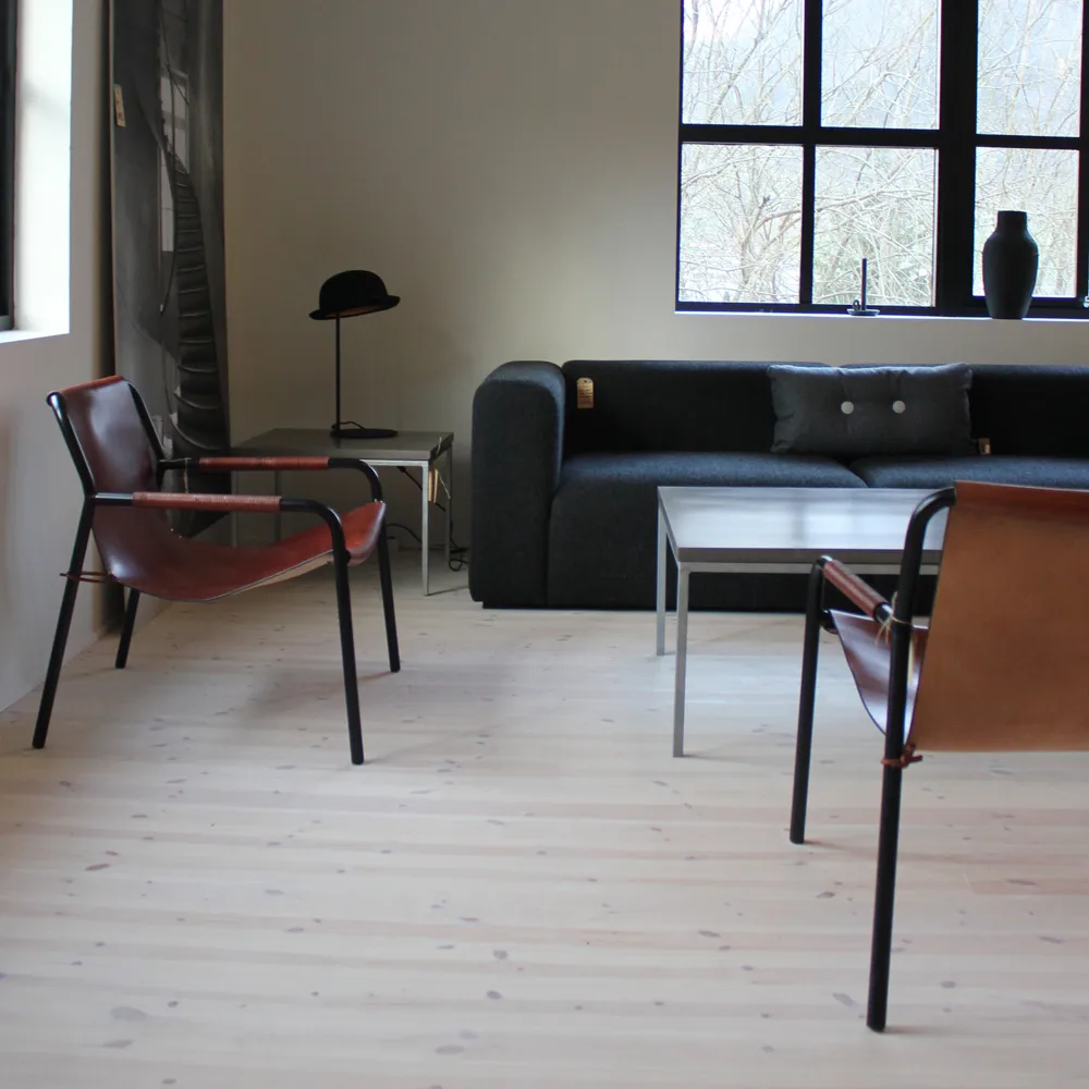September loungestol, Svart-svartlackat stålstativ OX Denmarq