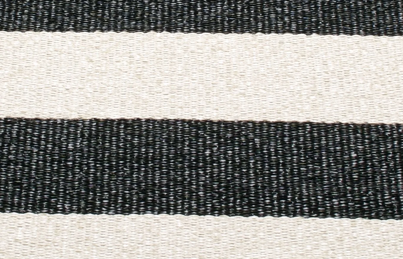 Bob gångmatta black/vanilla, 70x280 cm Pappelina