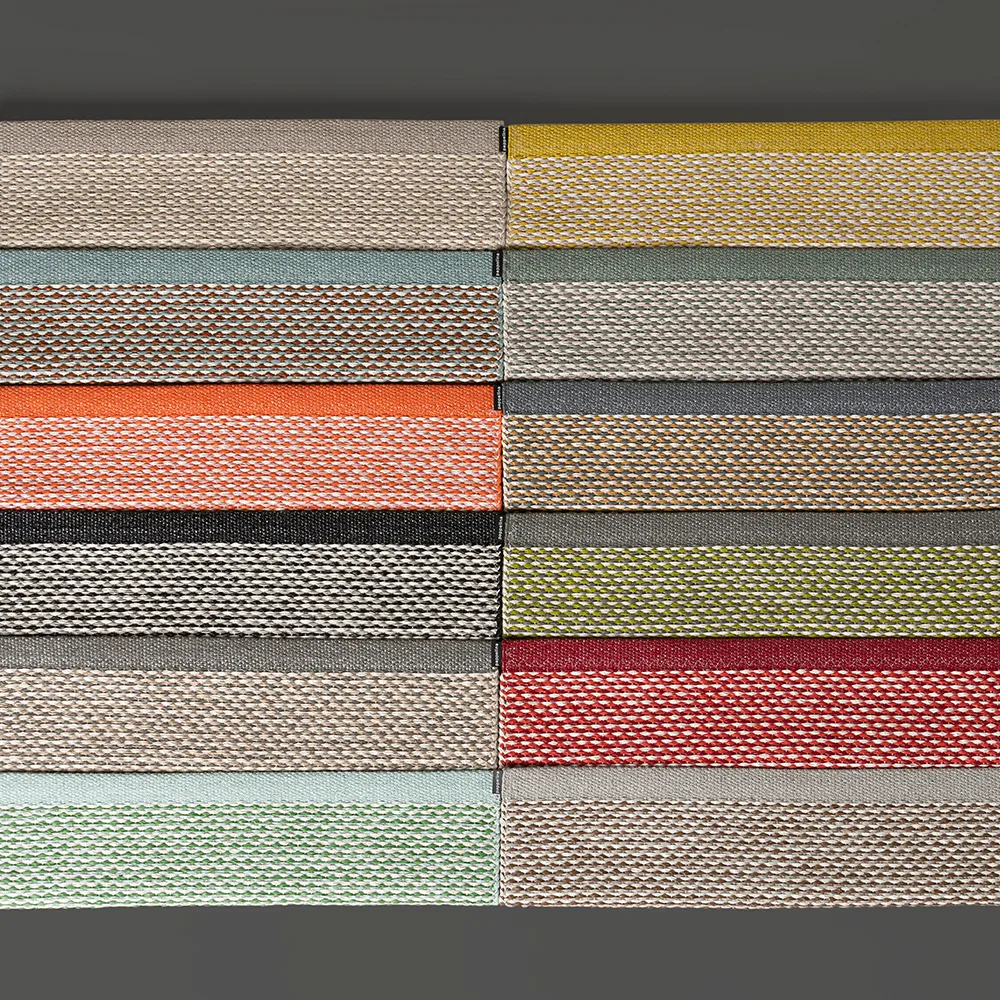 Effi matta, black/warm grey/vanilla, 180x260 cm Pappelina