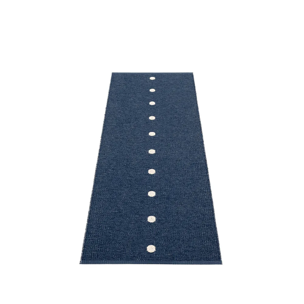 Peg gångmatta, dark blue/vanilla, 70x200 cm Pappelina