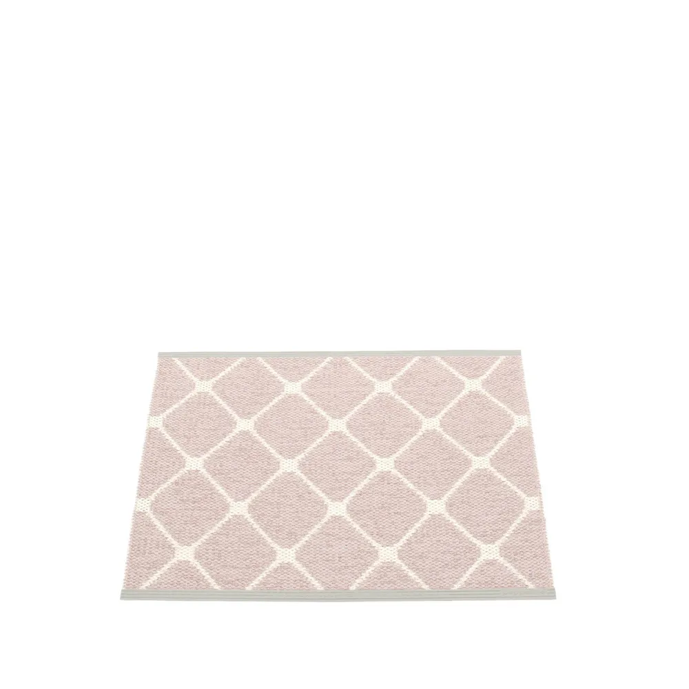 Rex small matta, pale rose/vanilla, 70x60 cm Pappelina