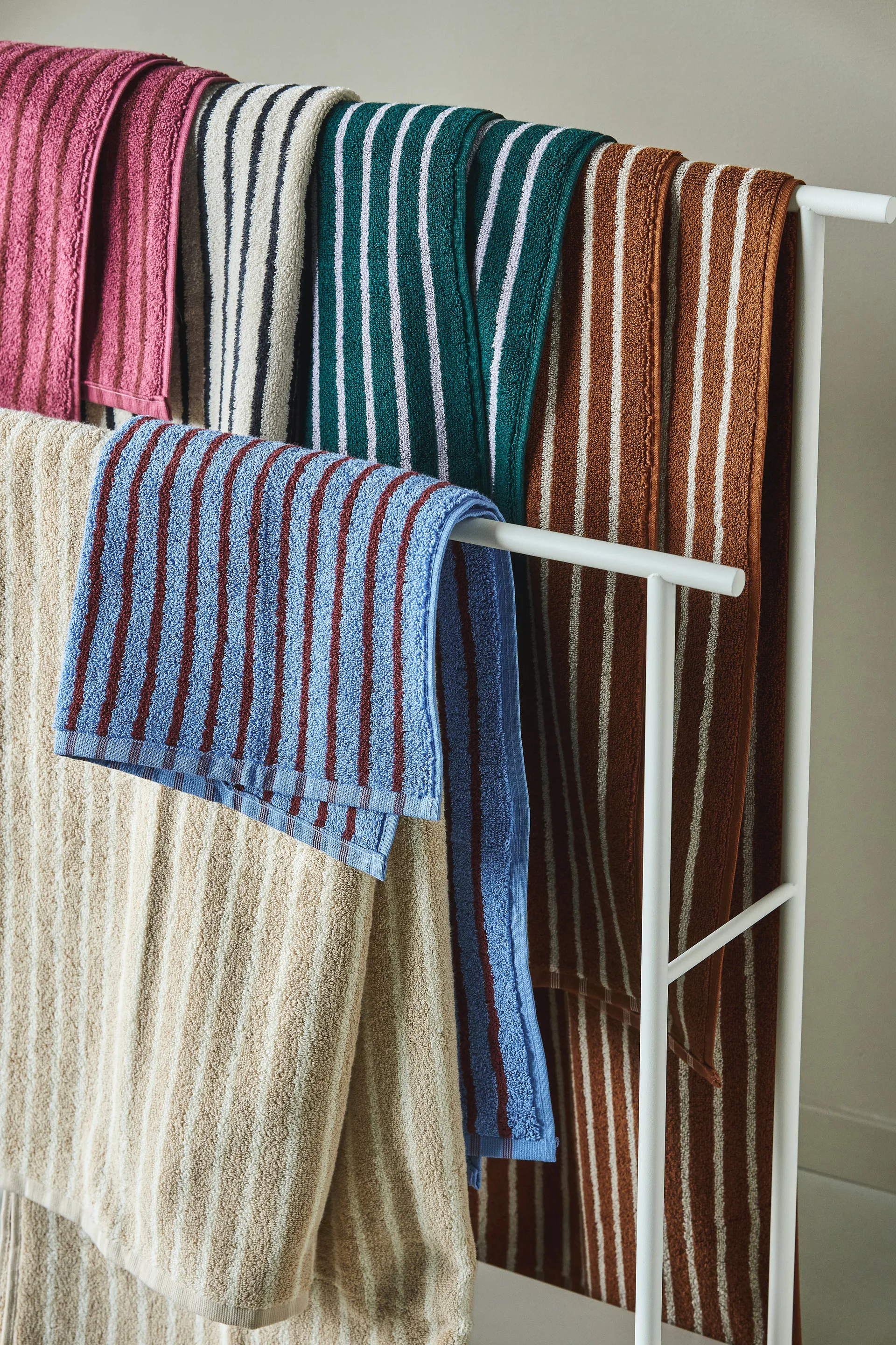 Drift badhandduk 70x140 cm, Rosa-röd Scandi Living