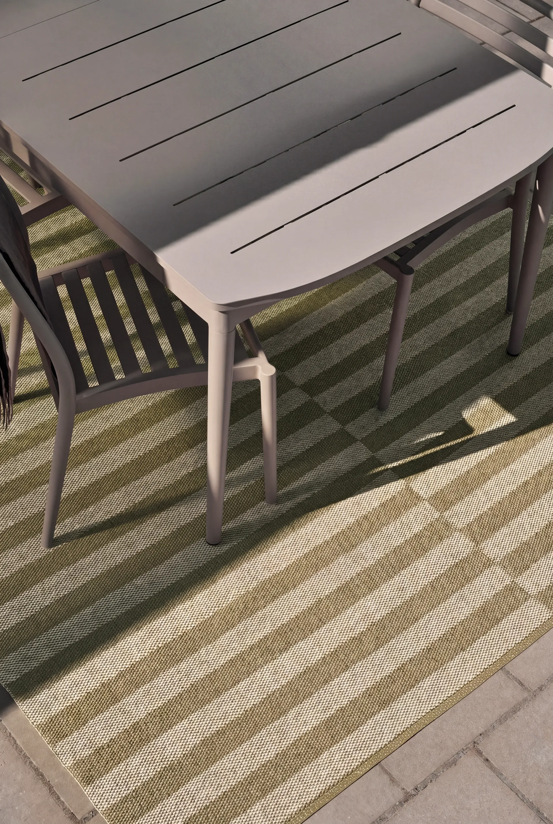 Path matta, Olive green, 200x300 cm Scandi Living