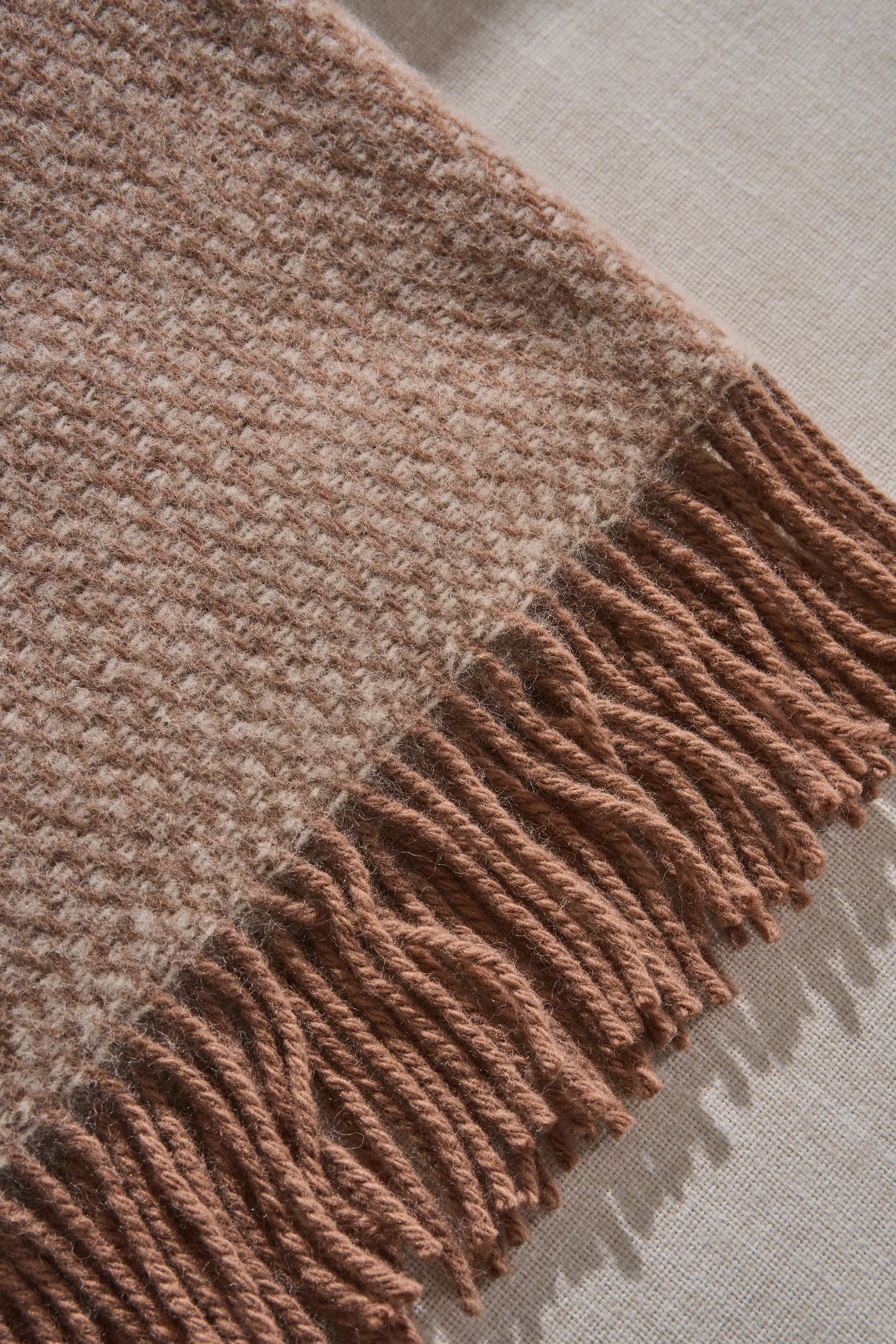 Sandstone ullpläd 130x180 cm, Mocha Scandi Living