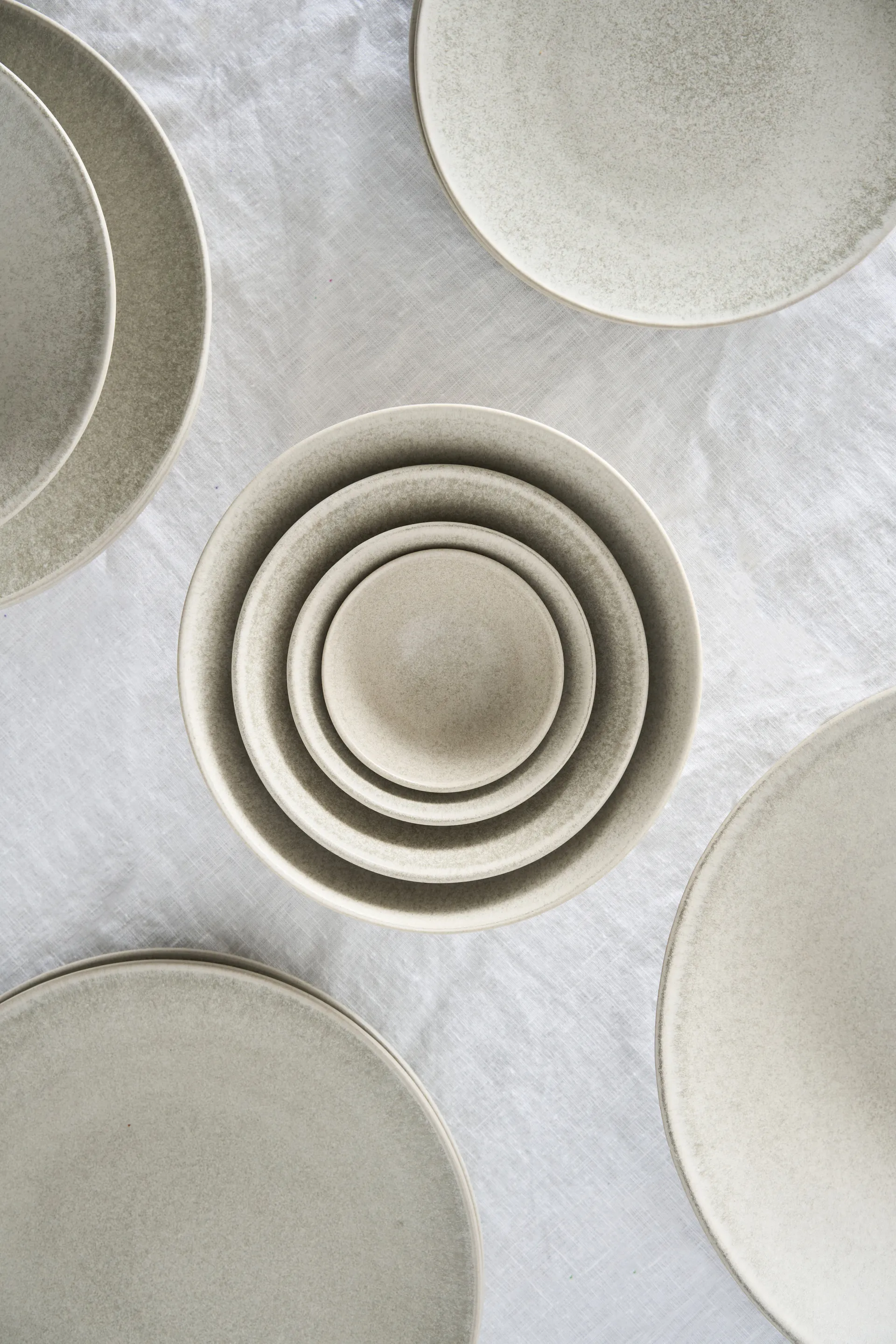 Terra mattallrik, Beige stengods, Ø26,5 cm Scandi Living