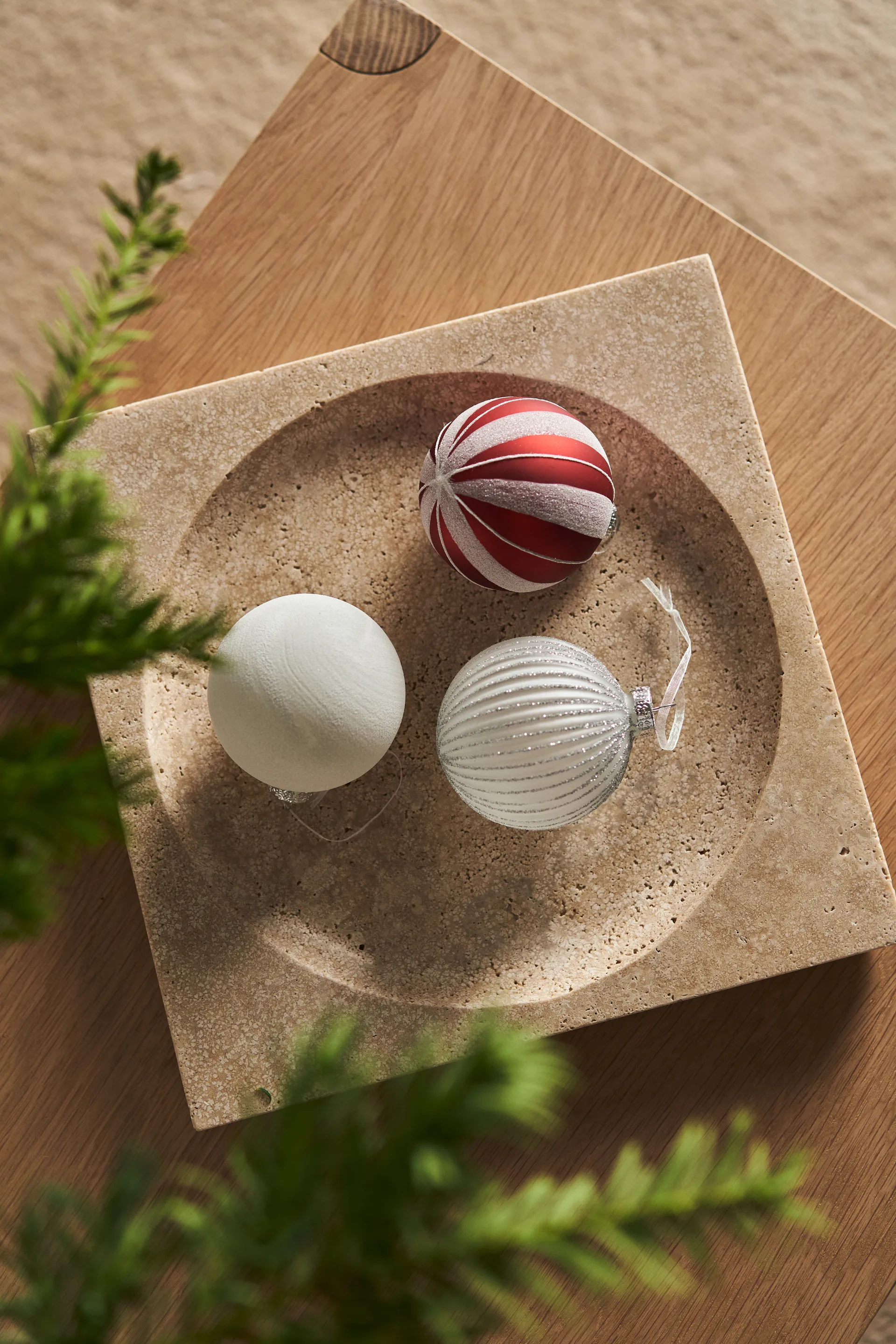 Tradition julgranskula 6-pack, Red/white Scandi Living