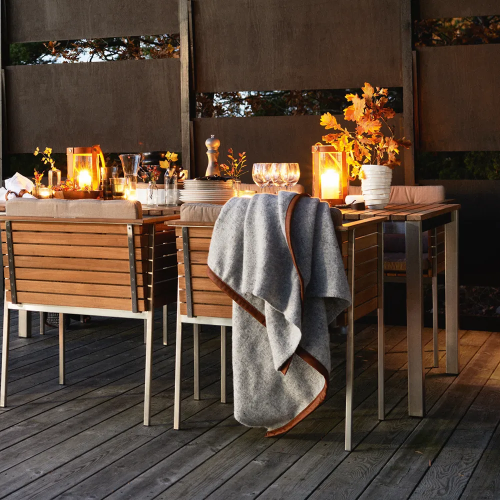 Häringe matbord, Teak, medium, svart stålstativ Skargaarden