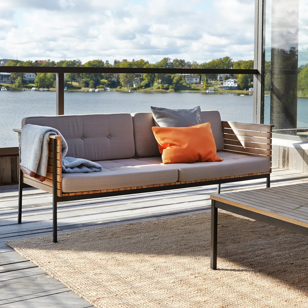 Häringe soffa, Sunbrella Natté Nature Grey-teak-svart Skargaarden