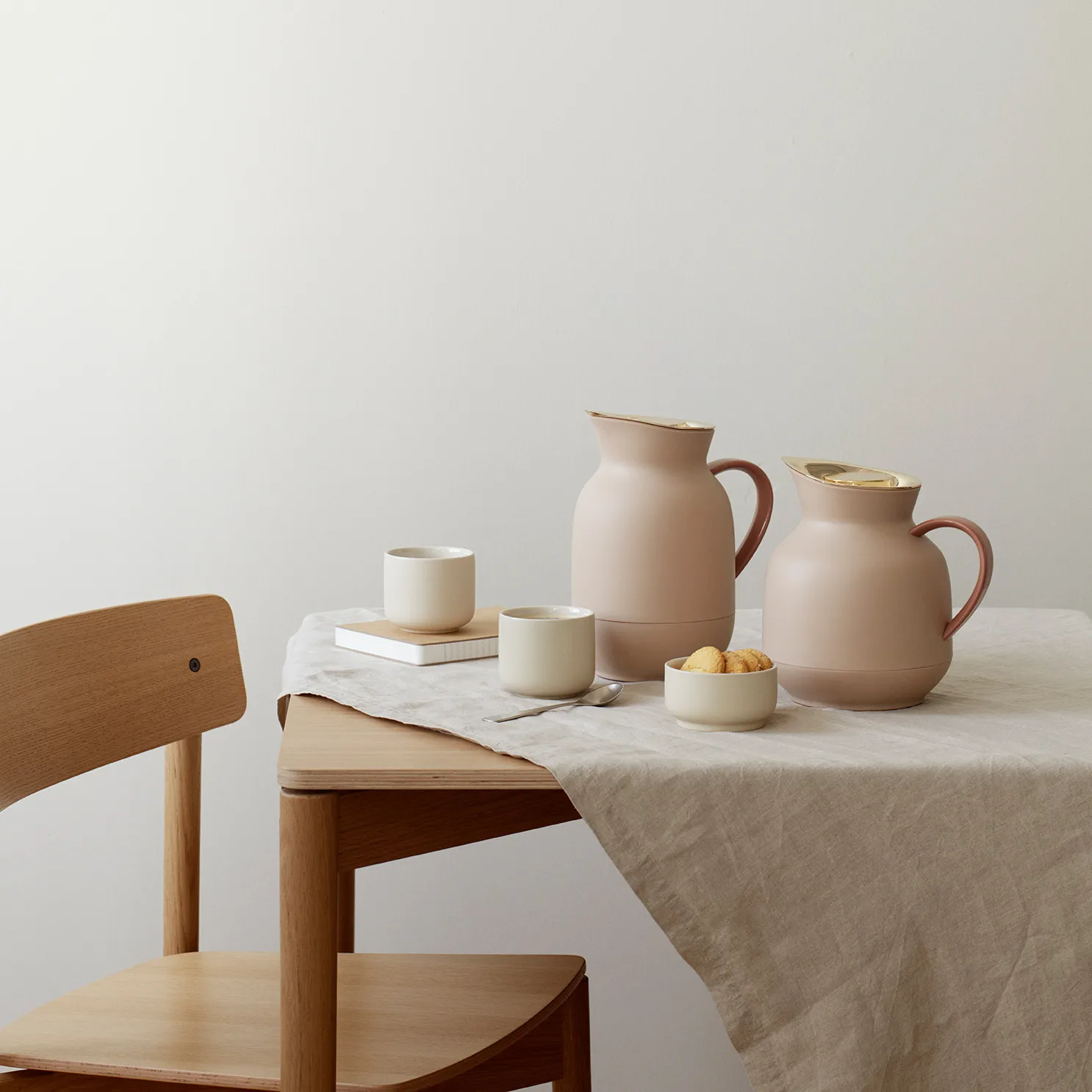 Amphora termoskanna kaffe 1 L, Soft peach Stelton