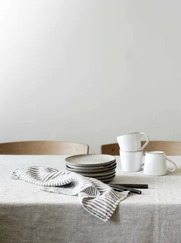 Bordsduk linne 160x330 cm - Pinestripe - Tell Me More