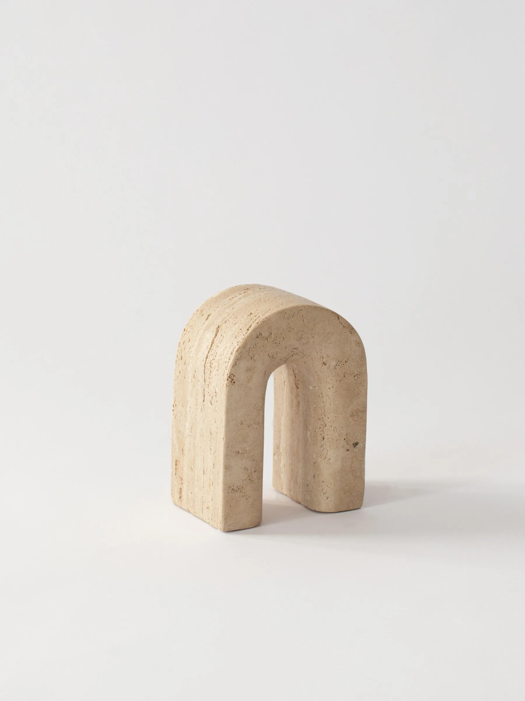 Travertine bokstöd, 15 cm Tell Me More