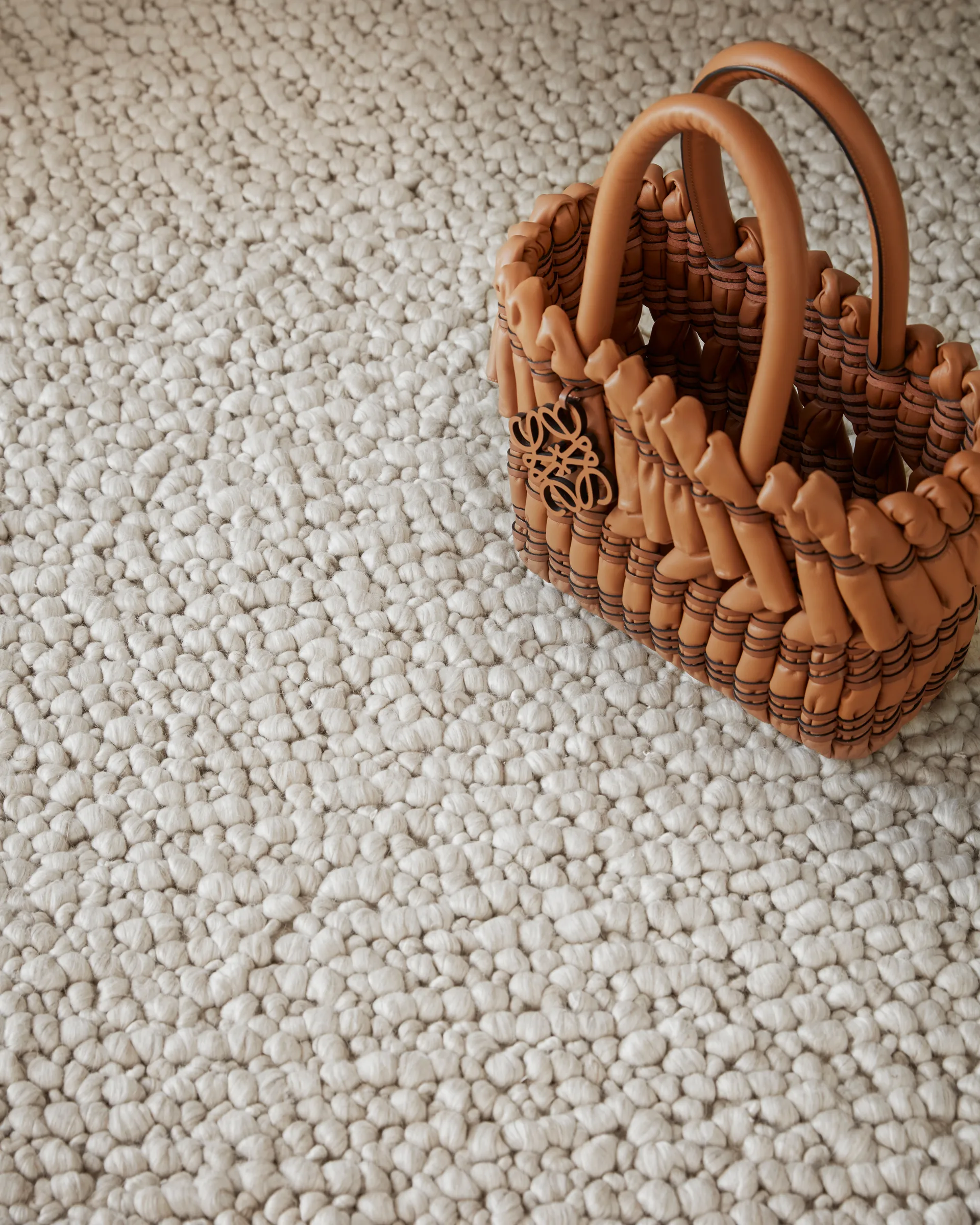 Andersdotter ullmatta 250x350 cm, Beige-off white Tinted