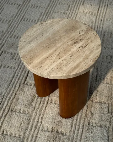 Vikman sidobord - Ek-beige travertin - Tinted