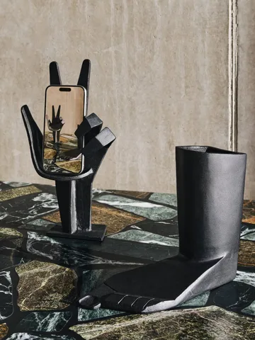 Cast Iron hand - Black, 29,8x6,5 cm - Tom Dixon