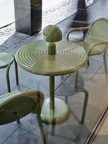 Groove cafébord runt - Moss, Ø70 cm - Tom Dixon