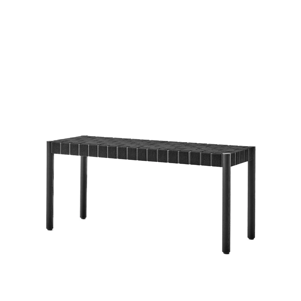 Betty TK4 bänk, black, svart flätad linnebandssits &Tradition