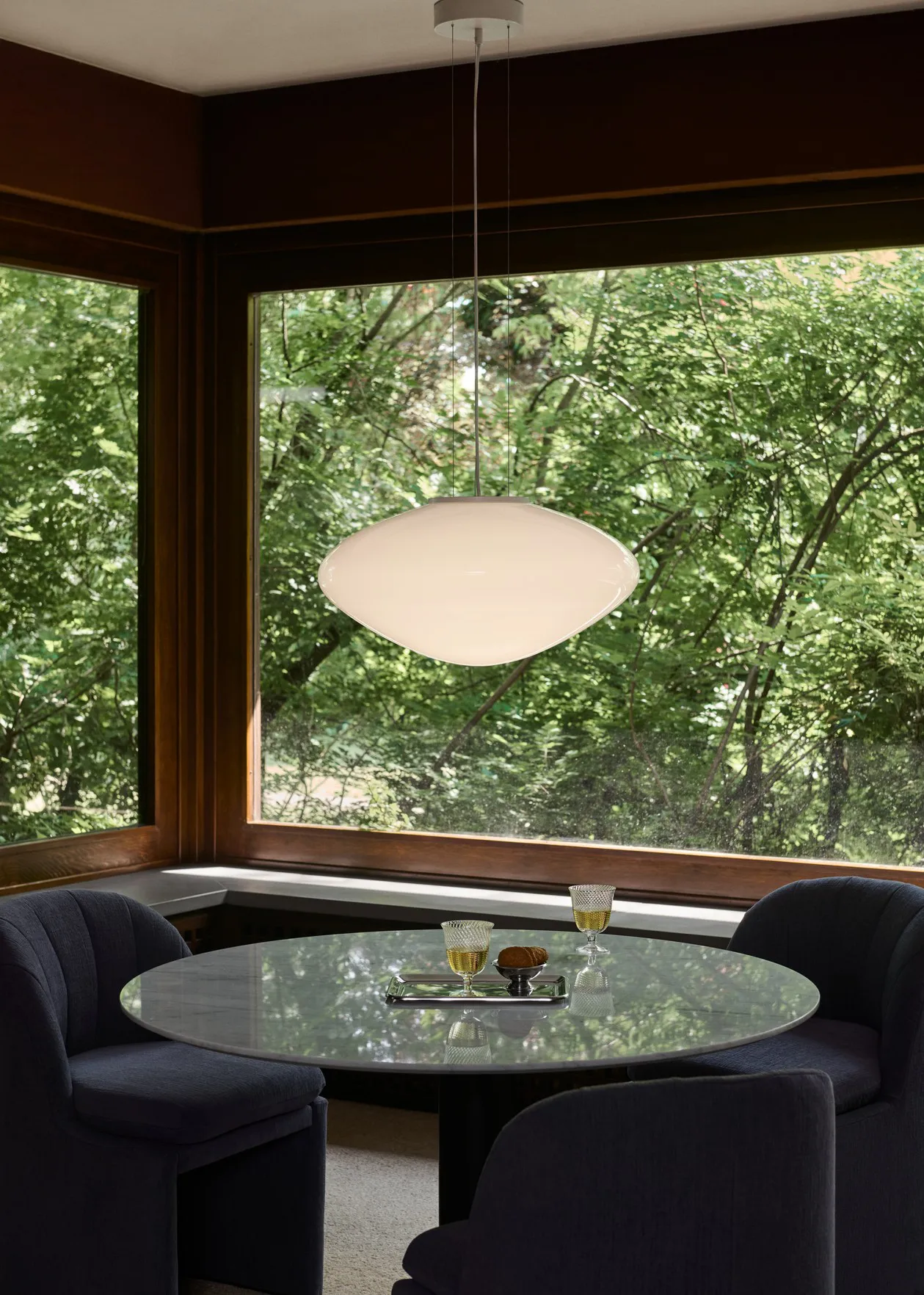 Mist AP20 pendel Ø56 cm, White-opal glass &Tradition