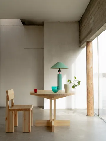001 Dining Table matbord - Matt oljevaxad furu, Ø100x74 cm - Vaarnii