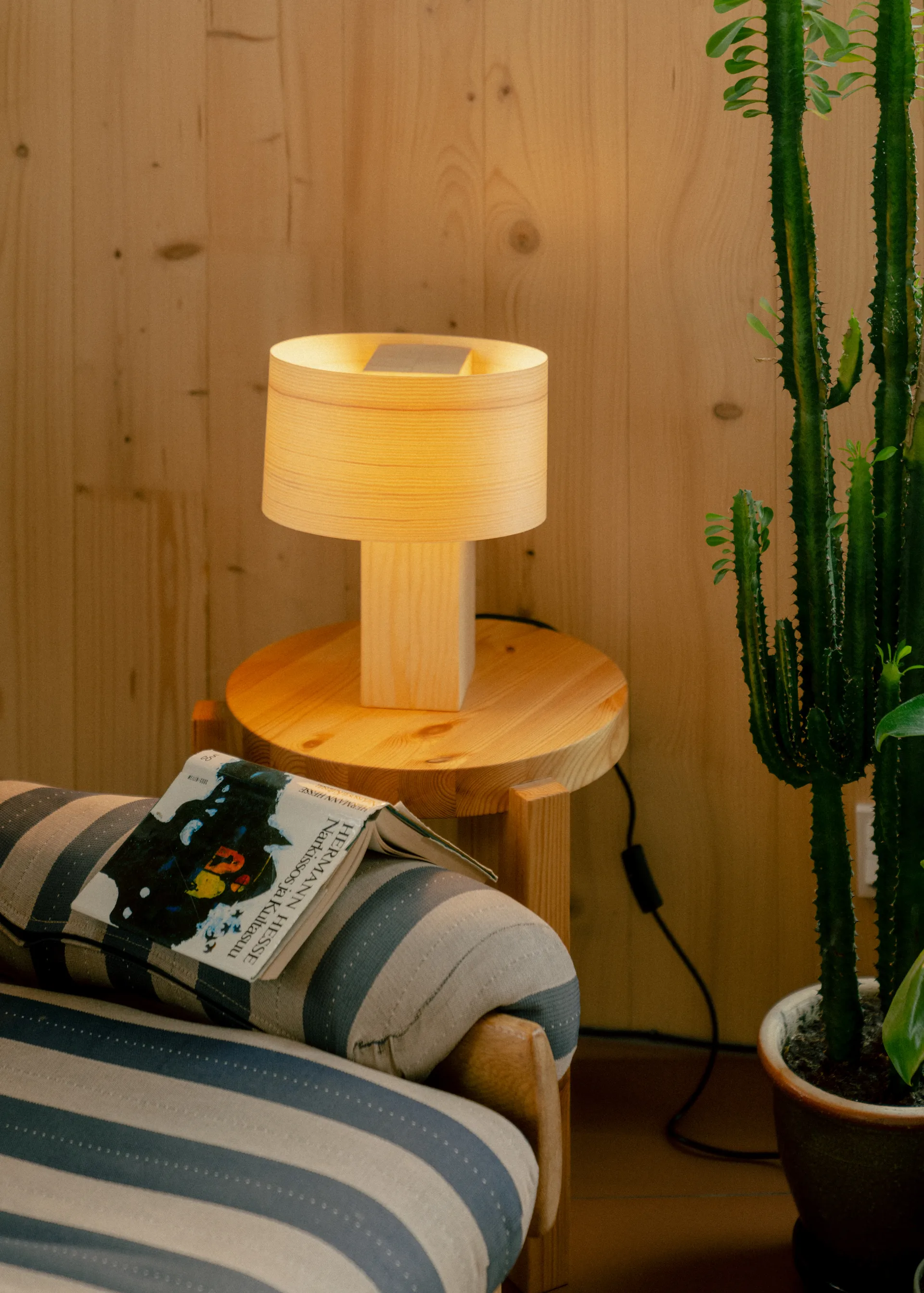 018 Hoop Table Lamp bordslampa, Matt oljevaxad furu, 23 cm Vaarnii