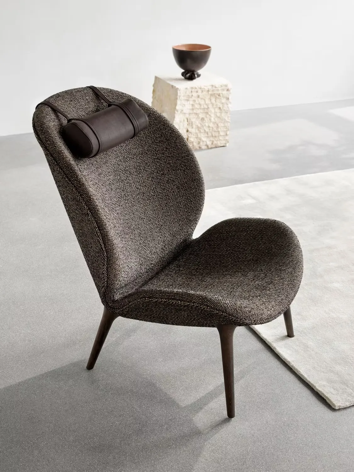Vipp468 nackkudde för Lodge loungefåtölj, Dark leather Vipp