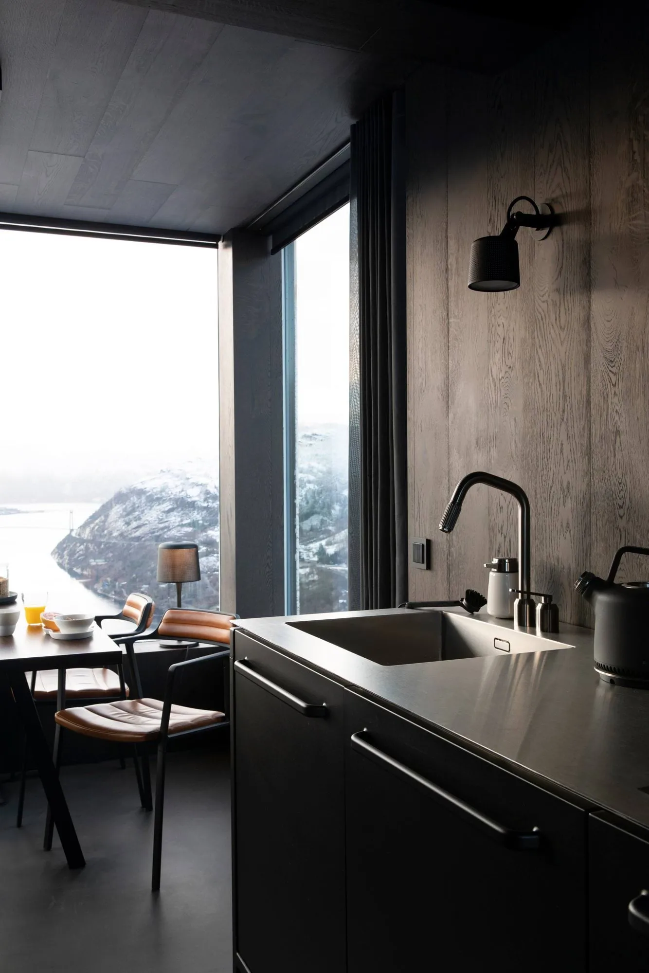 Vipp901 kökskran, Rostfritt stål Vipp