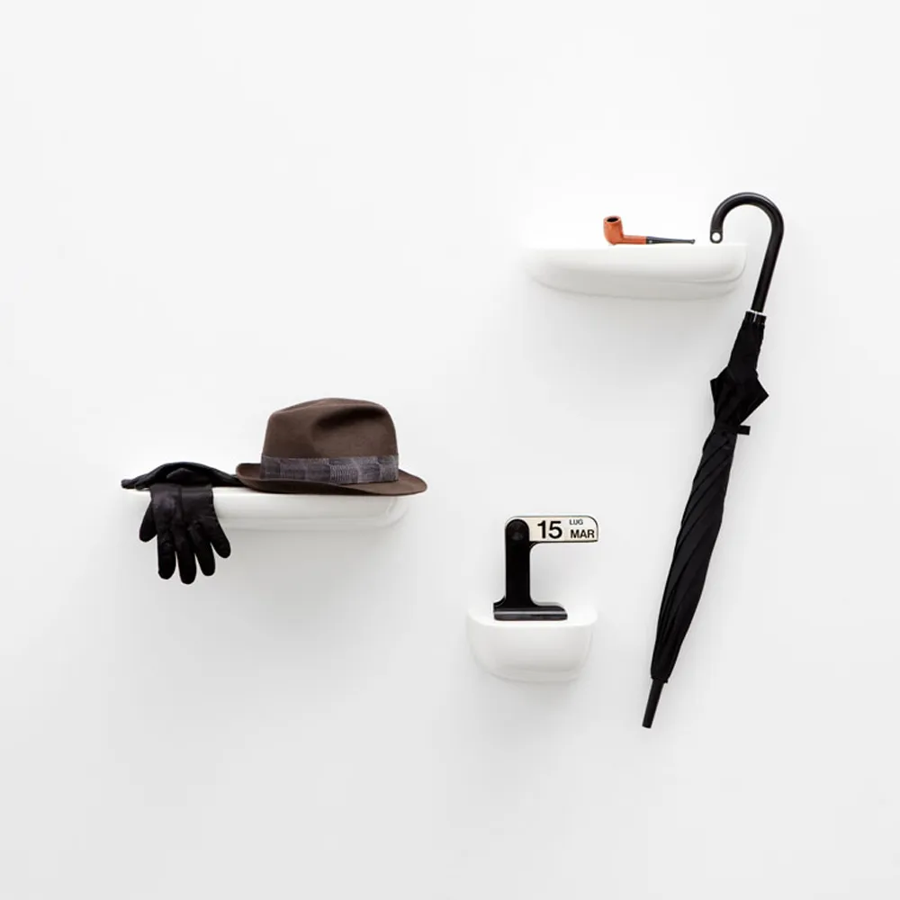 Corniches Medium vägghylla, Black Vitra