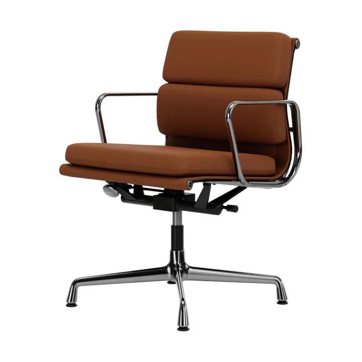 EA 231 Soft Pad Chair kontorsstol felt glides - 97 cognac leather L50-chrome - Vitra