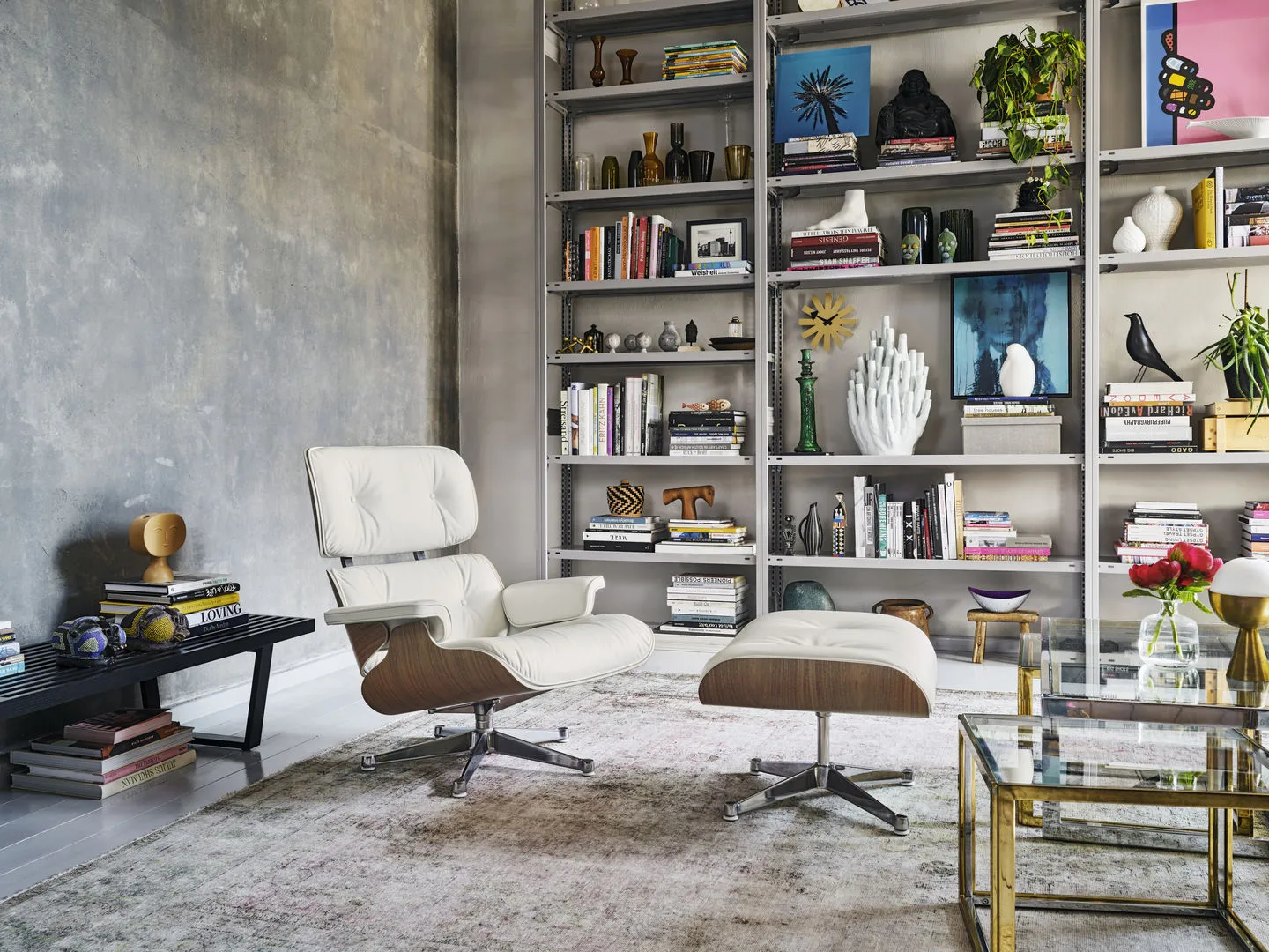 Eames Lounge Chair classic Leather premium F, 66 nero-american cherry Vitra