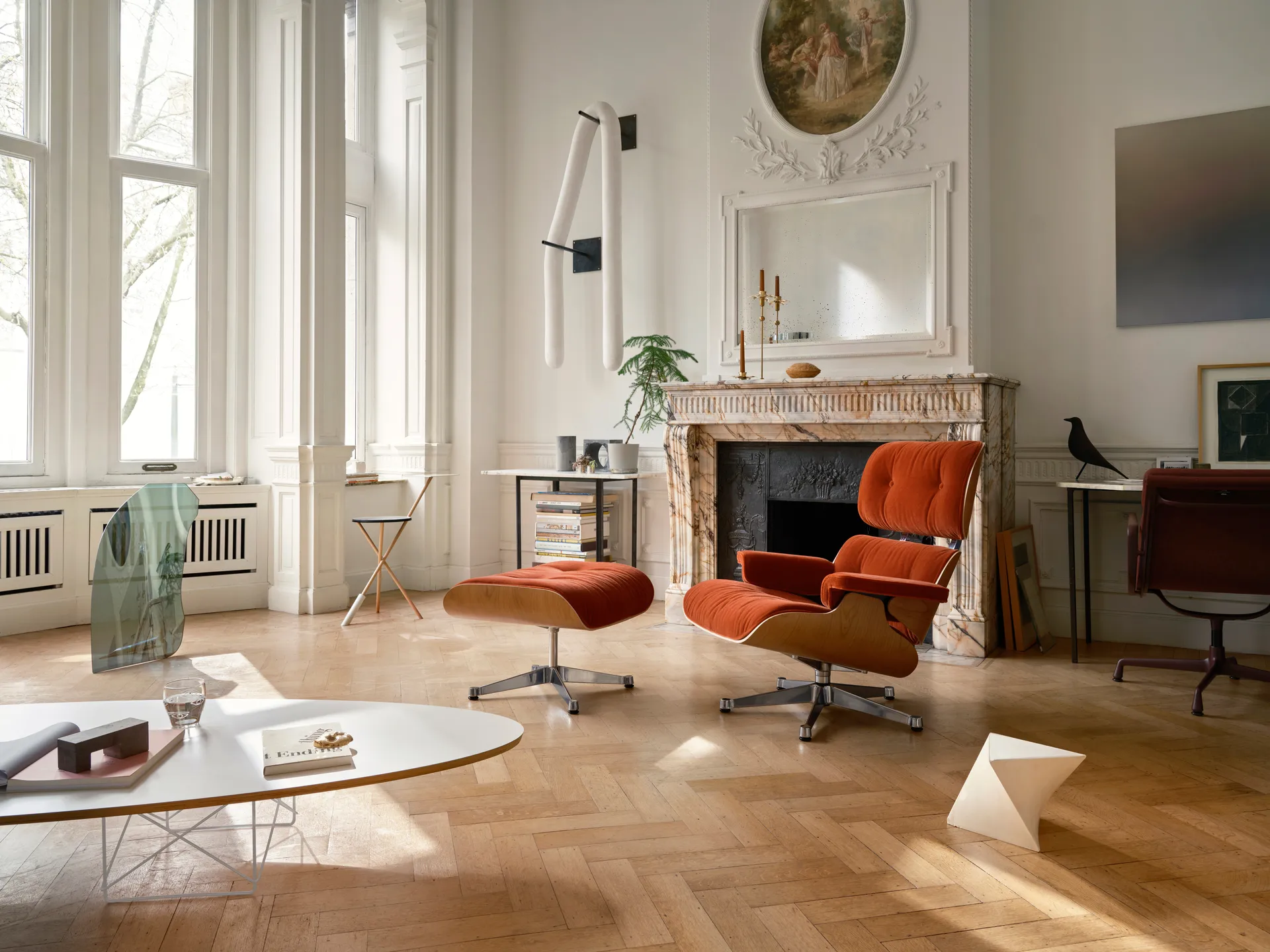 Eames Lounge Chair & Ottoman new dimensions, 07 Brandy-28 cherry natural-pol. steel Vitra