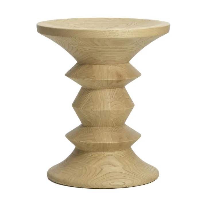 Eames Stool sittpall model A, Natural chestnut Vitra
