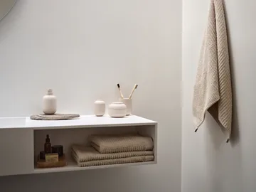 Classic handduk 50x100 cm - Sand - Zone Denmark